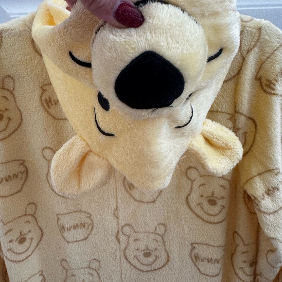 Disney Winnie the Pooh Yellow Hooded Sleepwear with Red Accents - Picture 12 of 13